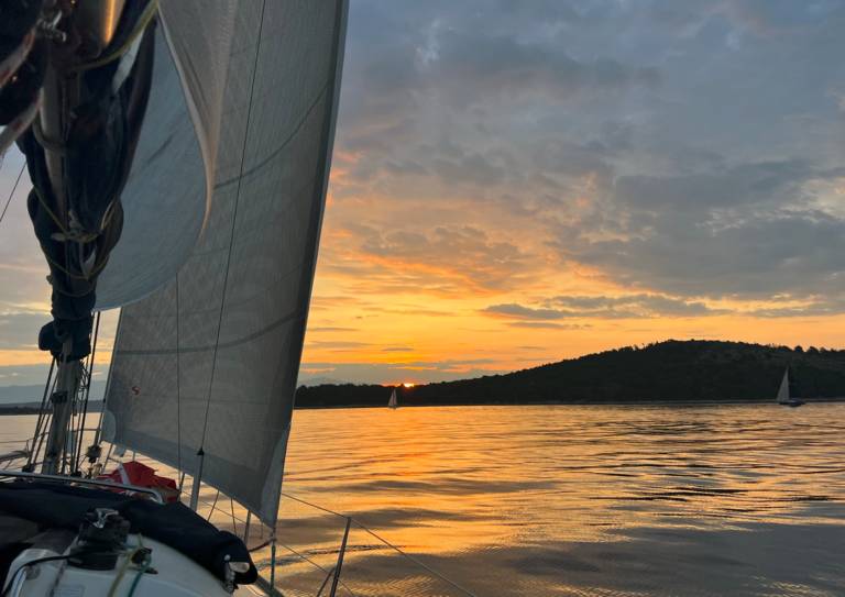 Sunrise sailing experience
